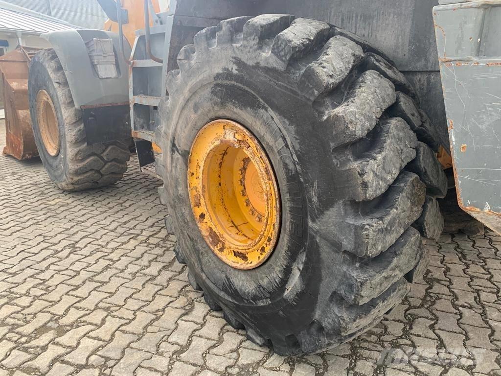 Liebherr L 576 Rataslaadurid