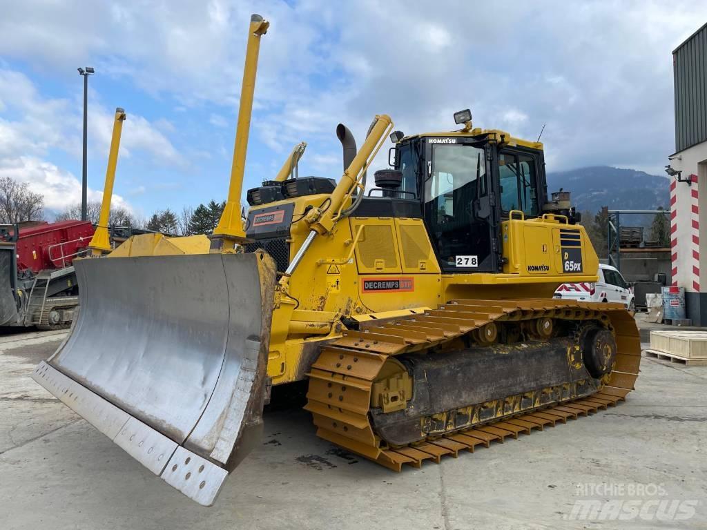 Komatsu D65PX-18 Buldooserid