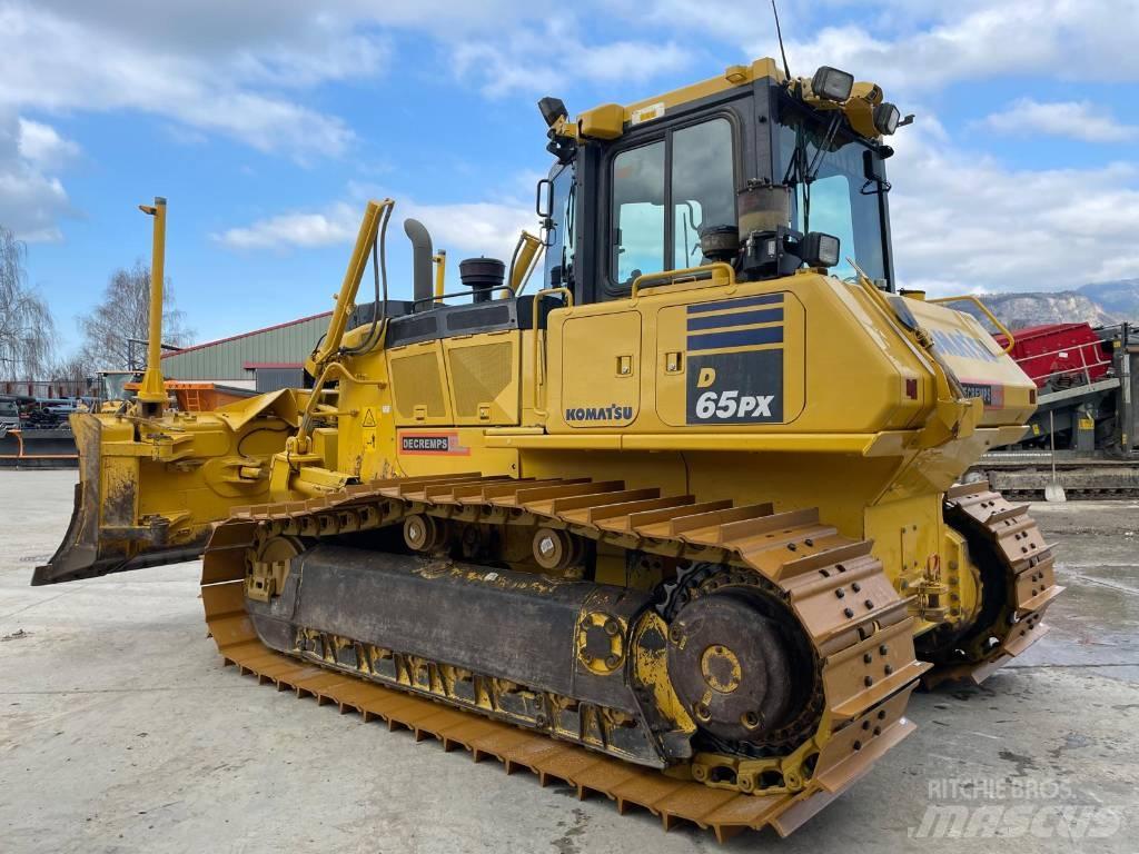 Komatsu D65PX-18 Buldooserid