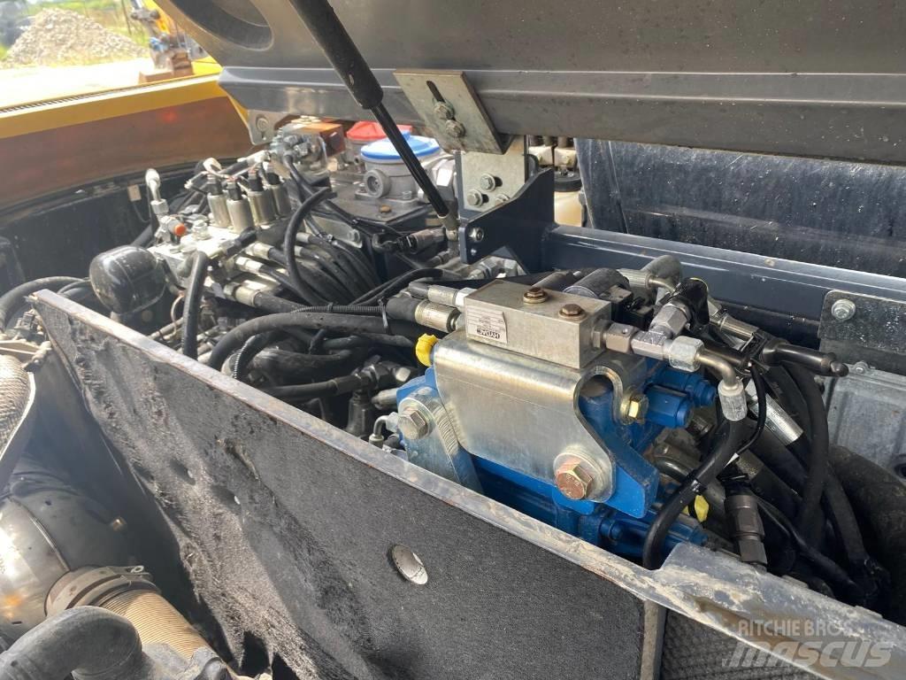 Yanmar SV 120 Roomikekskavaatorid
