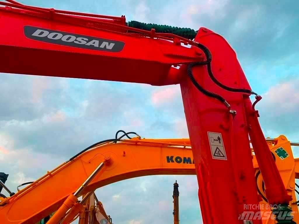 Doosan DX 225 LC Roomikekskavaatorid
