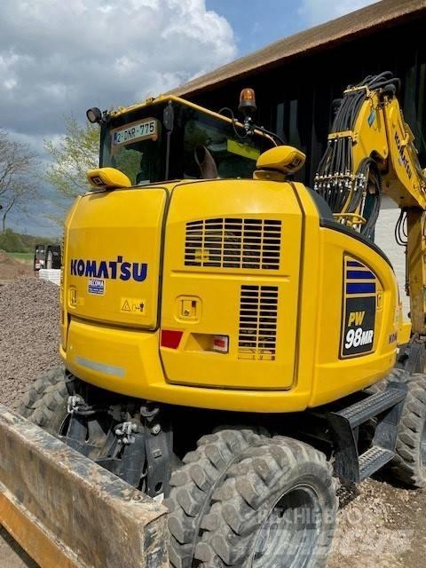 Komatsu PW 98 MR-11 Ratasekskavaatorid