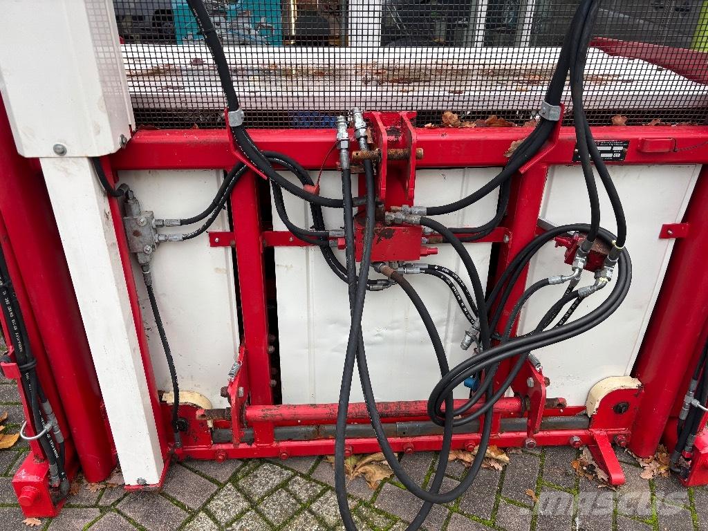 Trioliet TU 195 Rullipurustid, noad ja lahtirullijad