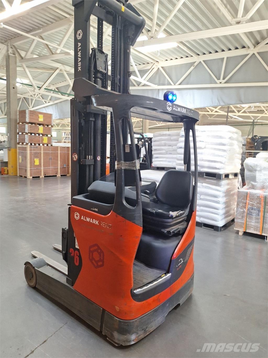 Linde R14 Platvormiga virnastajad