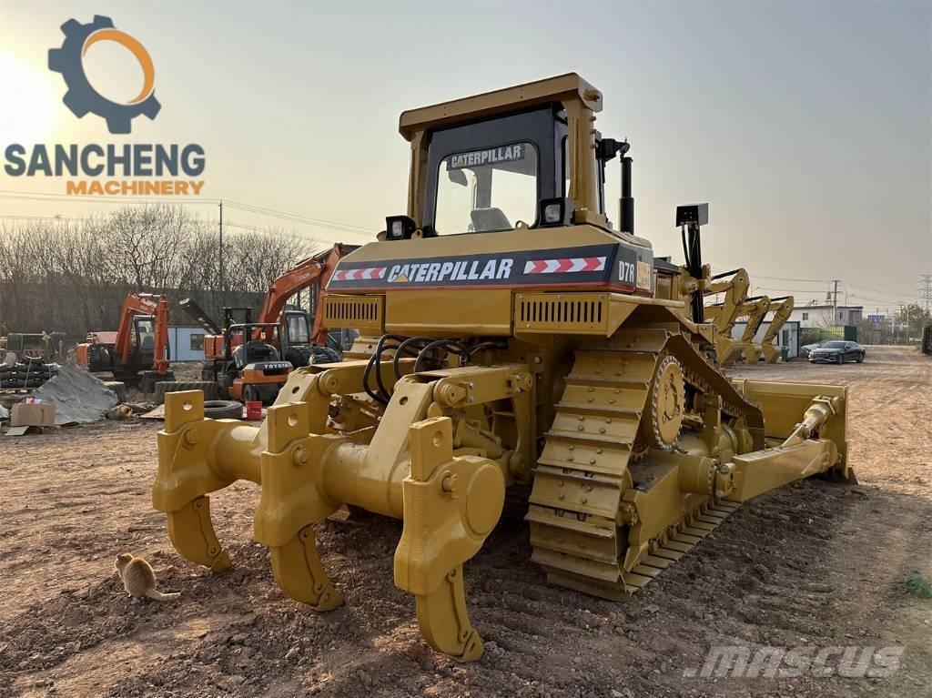 CAT D7R Buldooserid