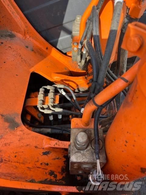 Doosan DX 140 LC Roomikekskavaatorid