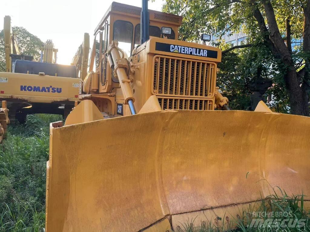 CAT D 7 G Buldooserid