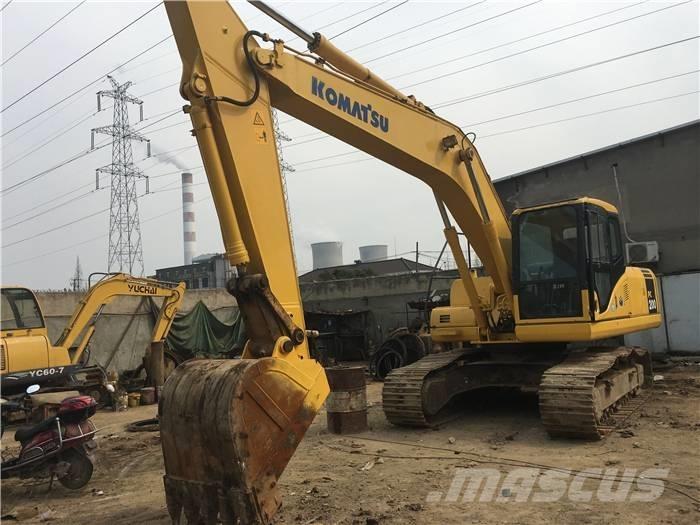 Komatsu PC 200-7 Roomikekskavaatorid