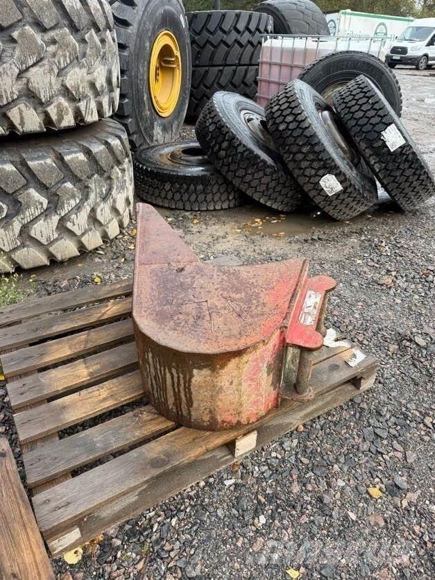 Volvo EW60E Ratasekskavaatorid