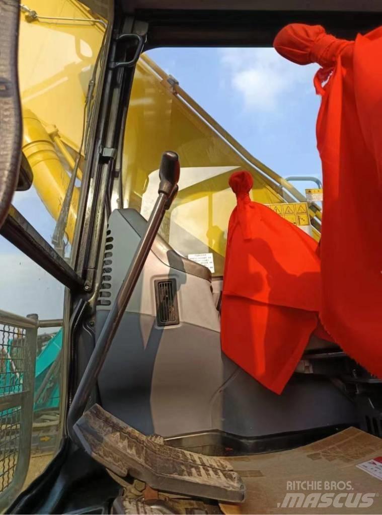 Komatsu PC 160 LC Roomikekskavaatorid