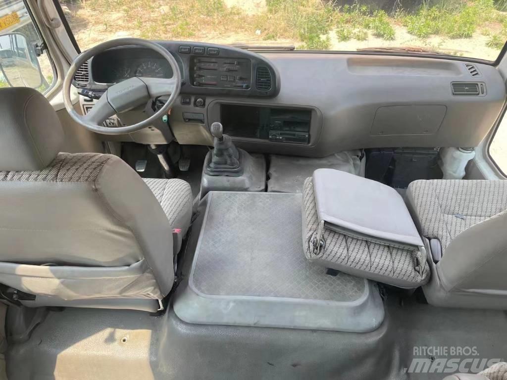 Toyota Coaster Linnadevahelised bussid