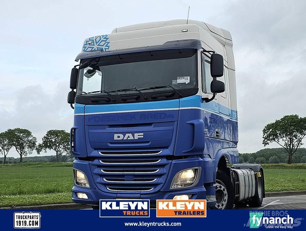 DAF XF 440 Sadulveokid