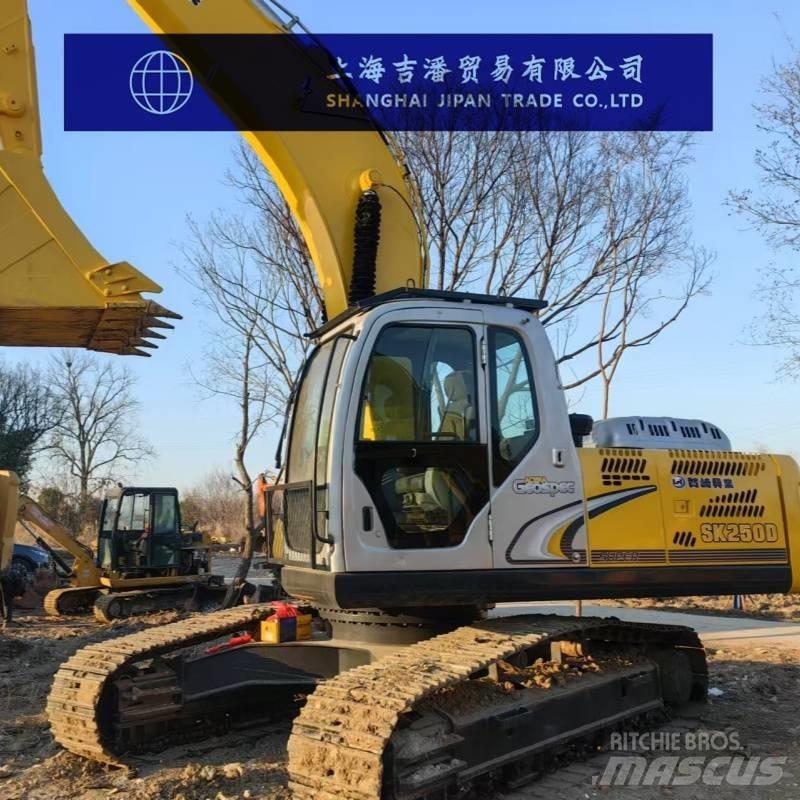 Kobelco SK 250 Roomikekskavaatorid