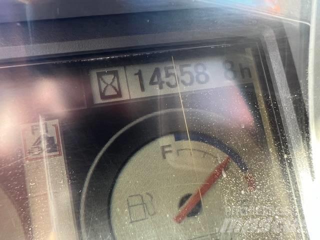 Hitachi ZX 210 LC-3 Roomikekskavaatorid