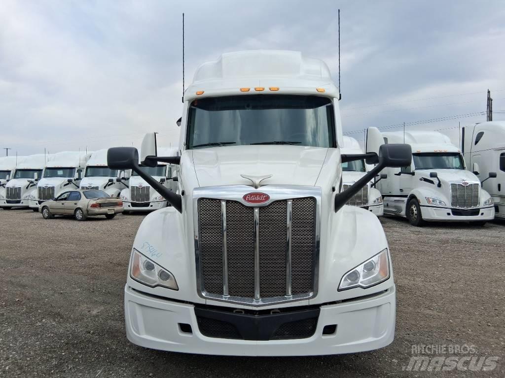Peterbilt 579 Sadulveokid