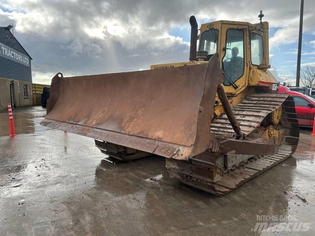 CAT D 5 H Buldooserid