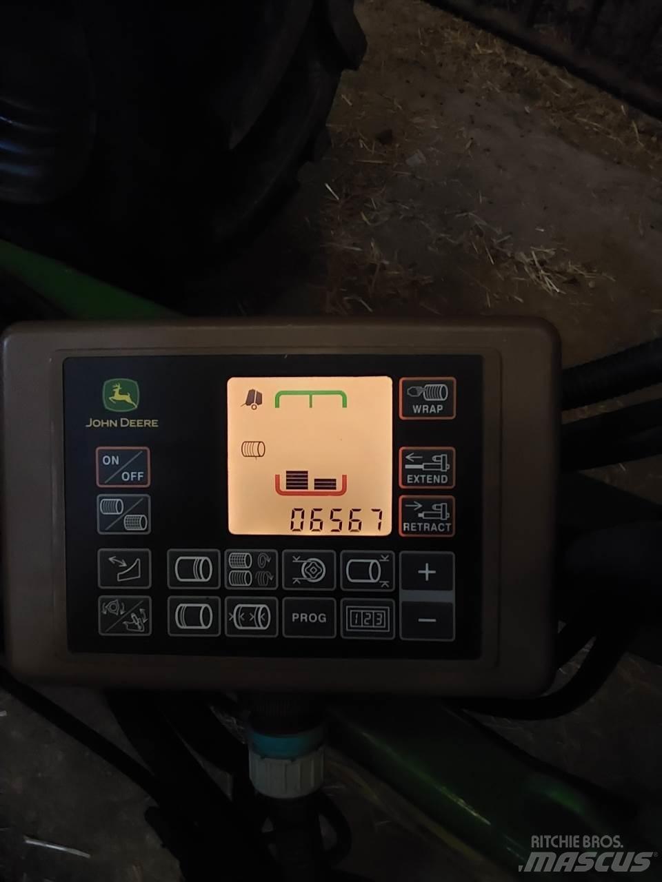 John Deere V 451 M Ruloonpressid