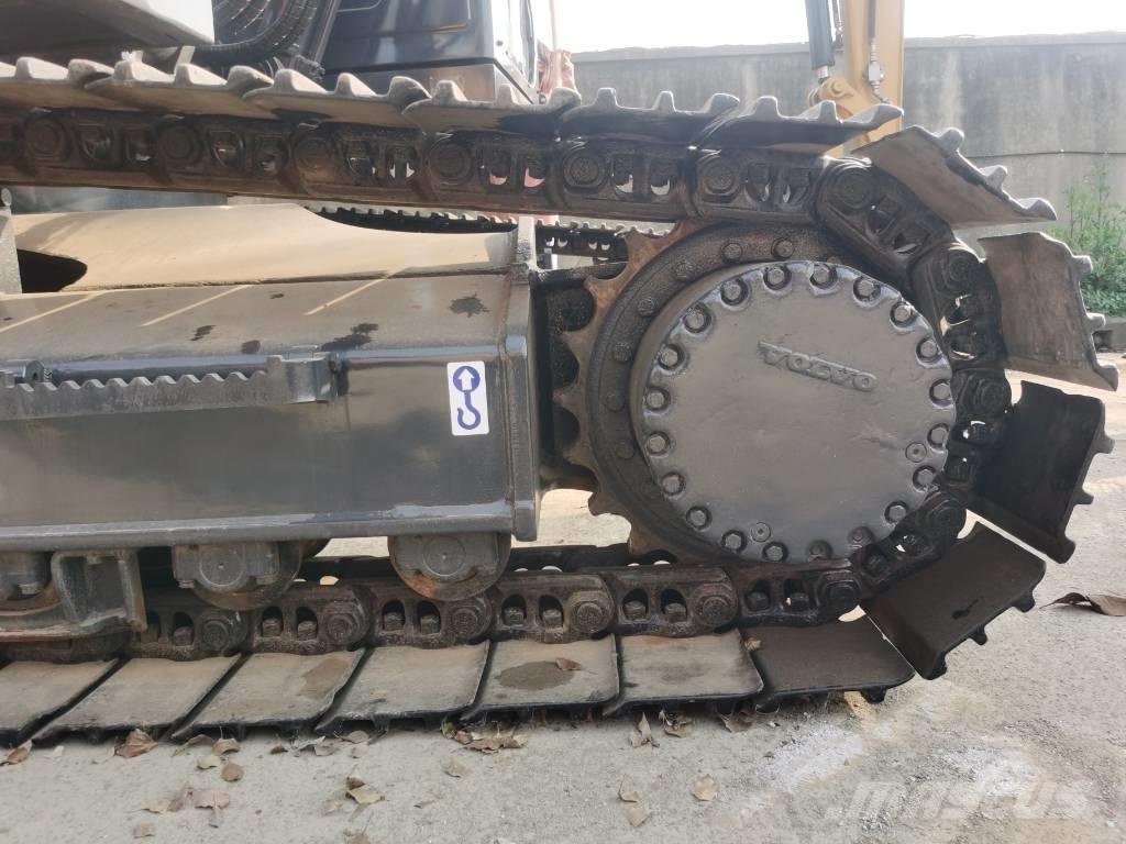 Volvo EC 250 D L Roomikekskavaatorid