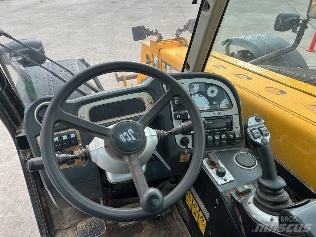 JCB 526-56 Agri Põllumajanduslikud teleskoopkäitlejad