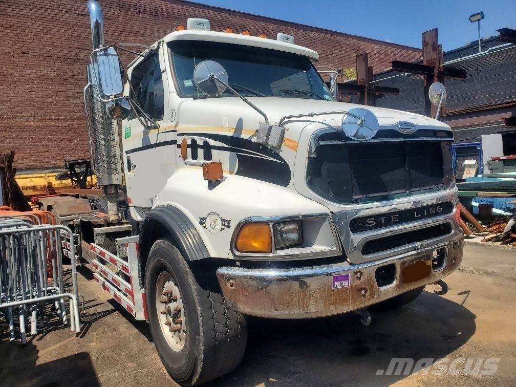Sterling LT 9500 Trossüsteemiga vahetuskere veokid