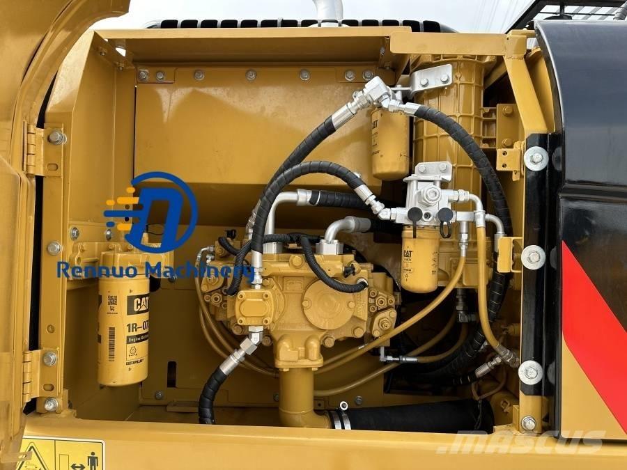 CAT 320D2L Roomikekskavaatorid