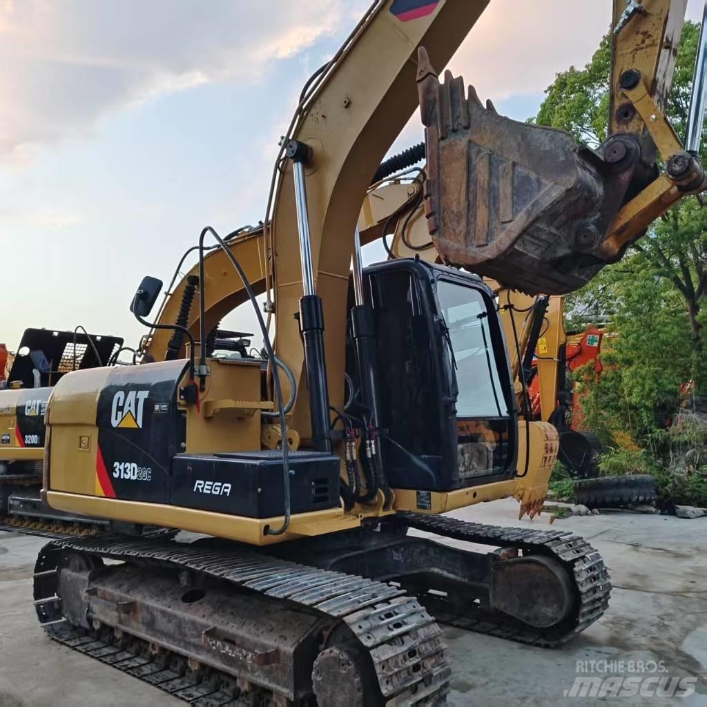CAT 313 D Roomikekskavaatorid