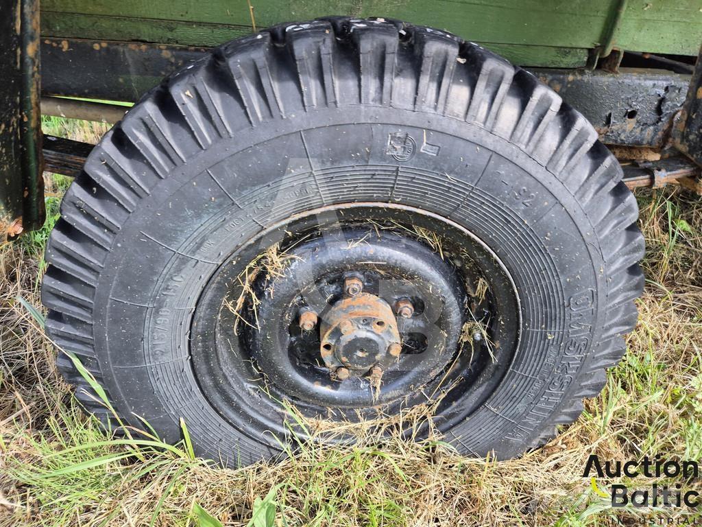  UAZ 452 Madelkaubikud