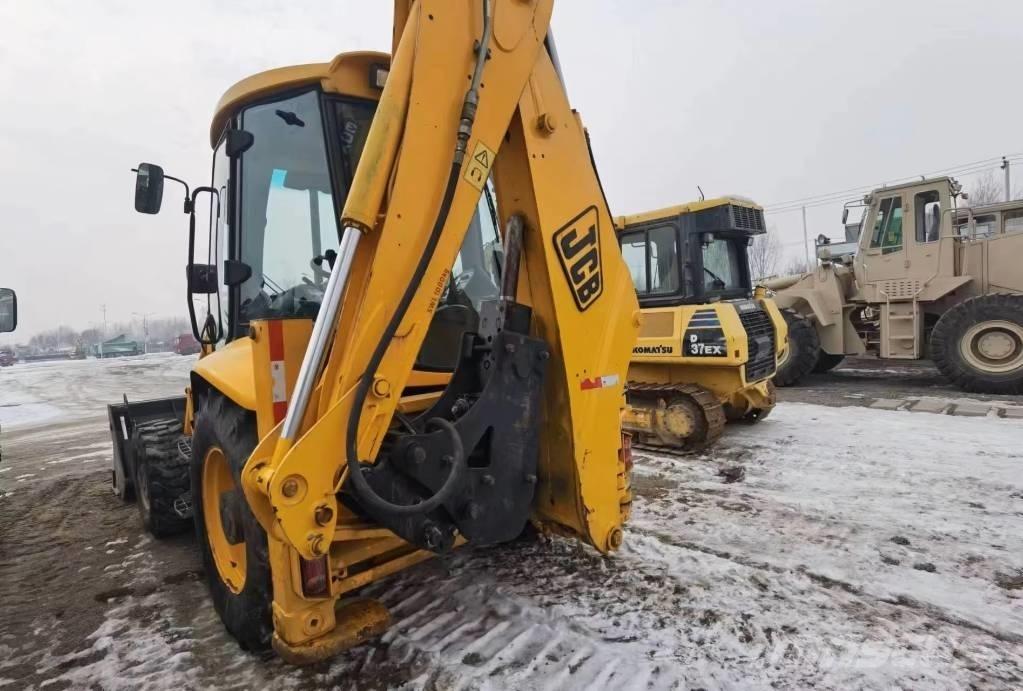 JCB 3CX Ekskavaatorlaadurid