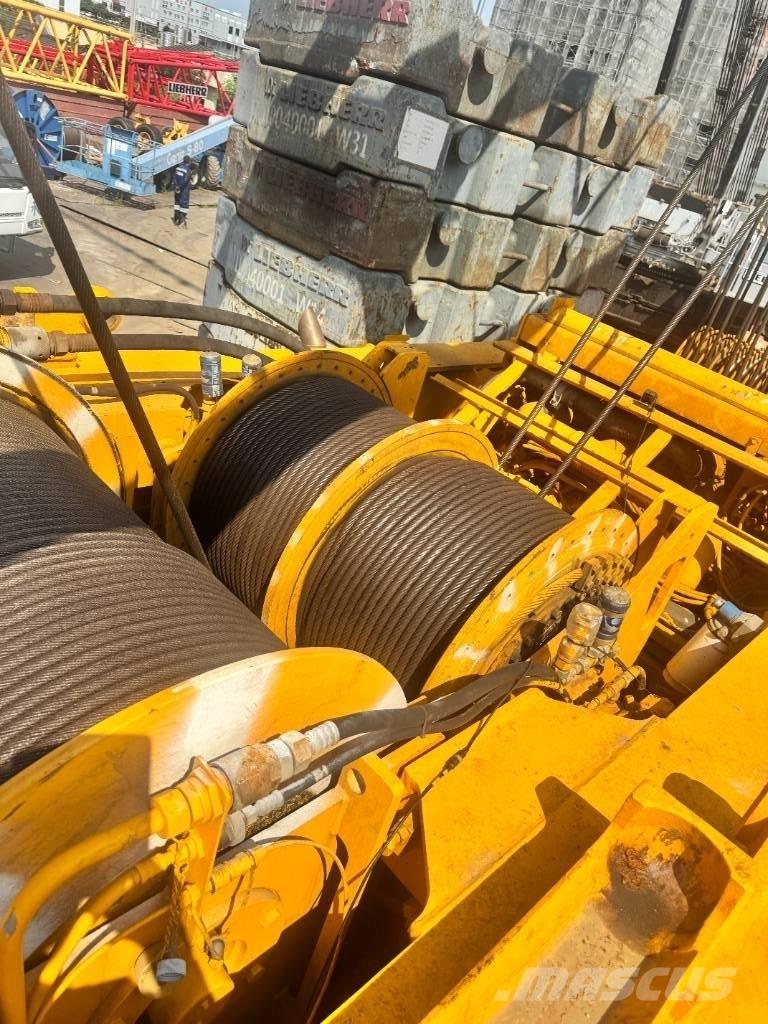 Liebherr LR 1400-2 Roomikkraanad