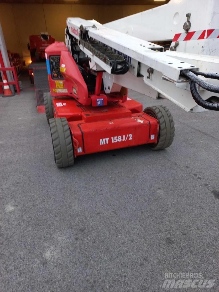 JLG E 450 AJ Iseliikuvad poomtõstukid