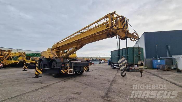 Tadano TR-400E Raske maastiku tõstukid