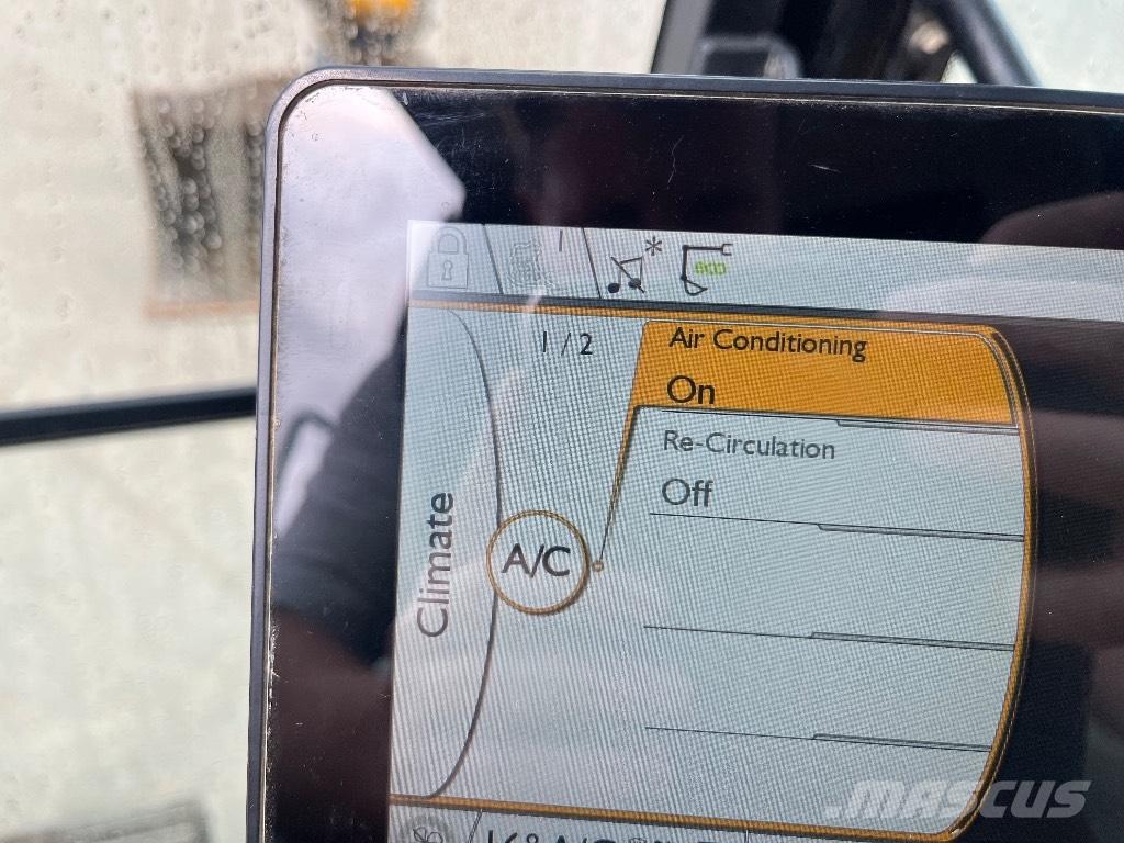 JCB 140X LC Roomikekskavaatorid