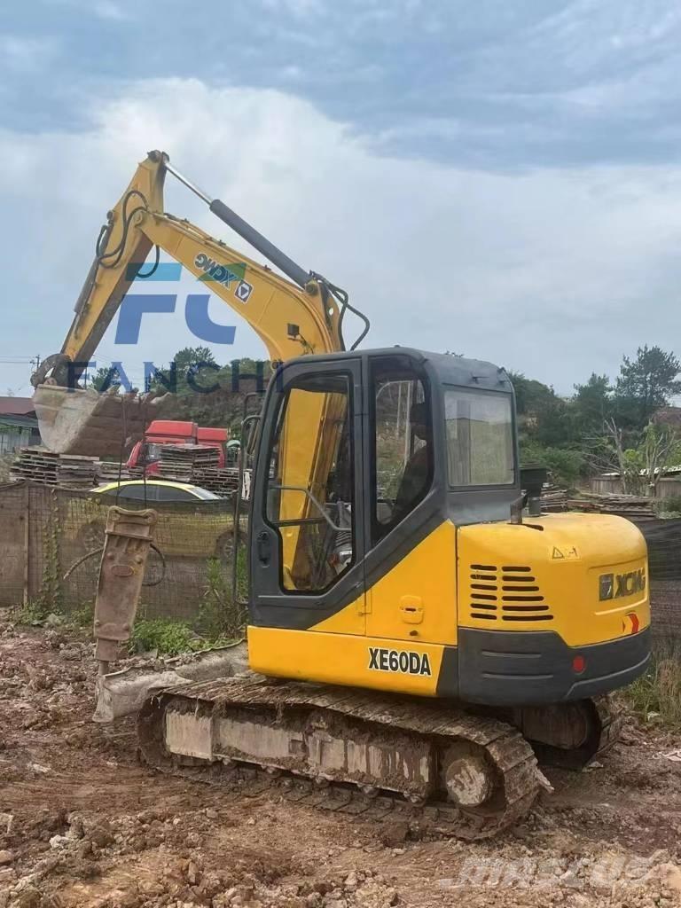 XCMG XE 60 DA Roomikekskavaatorid