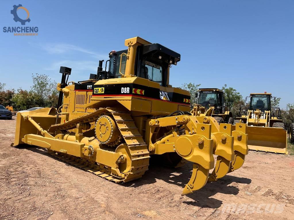 CAT D8R Buldooserid