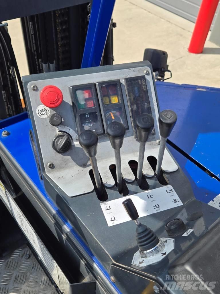 Combilift C 6000 Lükandmastiga tõstukid