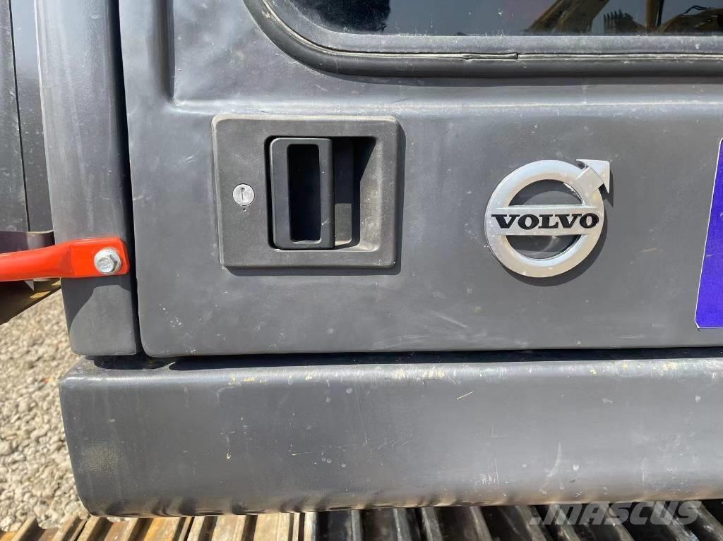 Volvo ec240 Roomikekskavaatorid