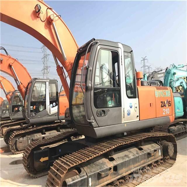 Hitachi zx210 Roomikekskavaatorid