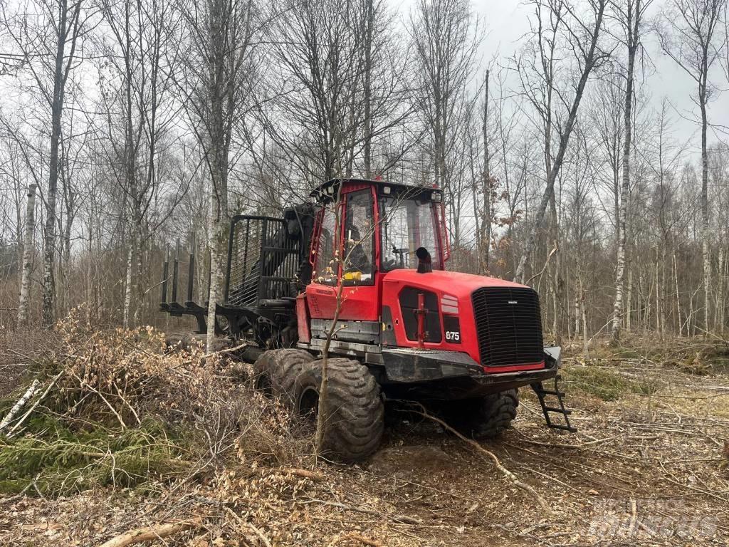 Komatsu 875 Forwarderid