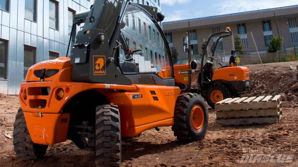 Ausa T144H Teleskooplaadurid