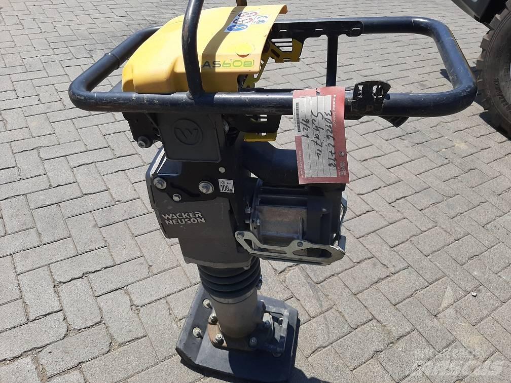 Wacker Neuson AS60e Vibroplaadid