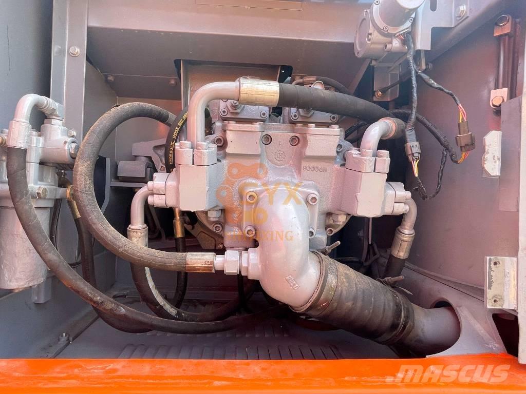 Hitachi EX 200 Roomikekskavaatorid