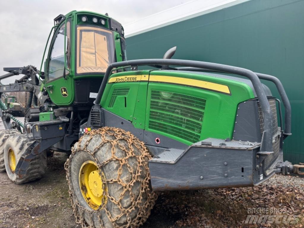 John Deere 1070G Harvesterid