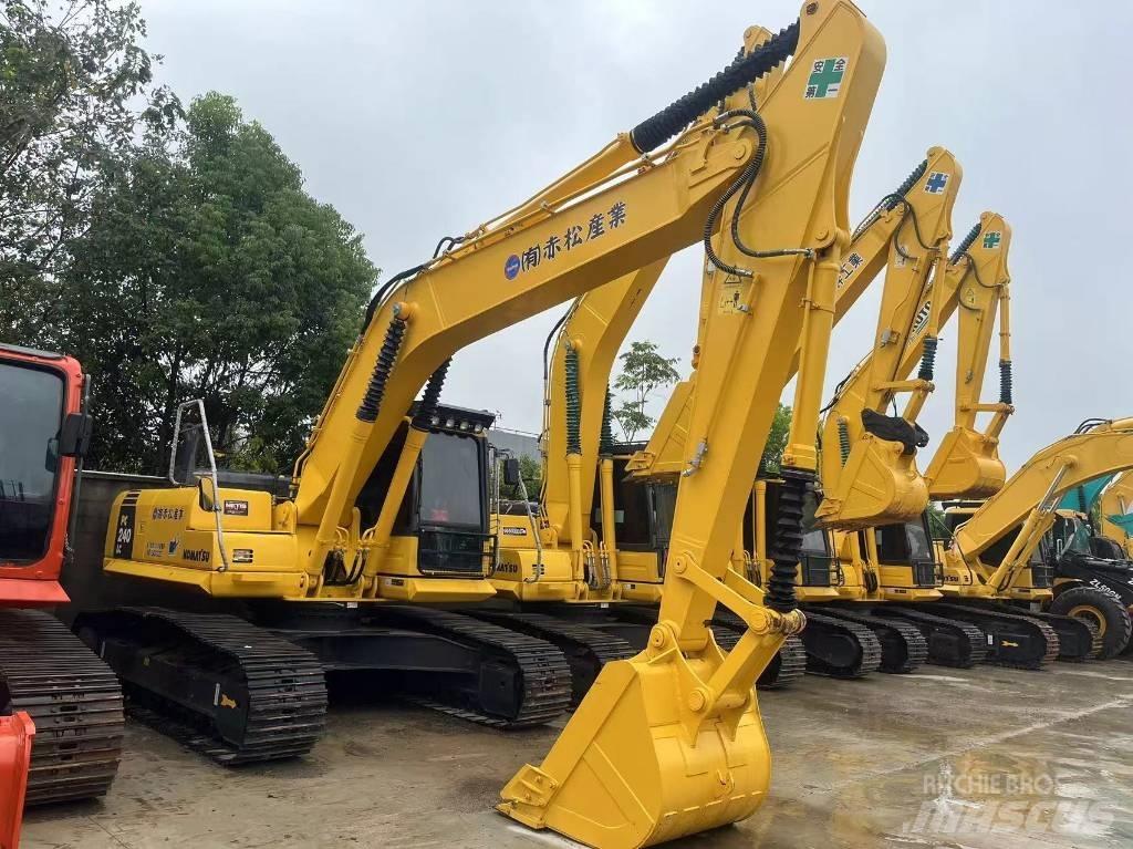 Komatsu PC 240 LC Roomikekskavaatorid