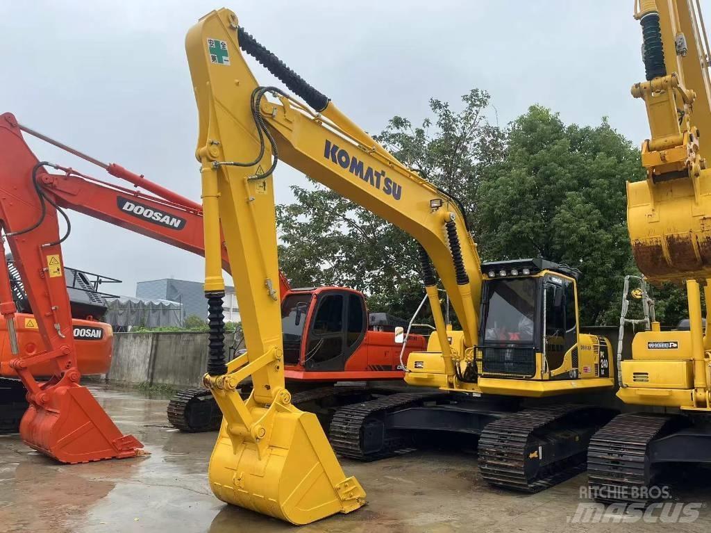 Komatsu PC 240 LC Roomikekskavaatorid