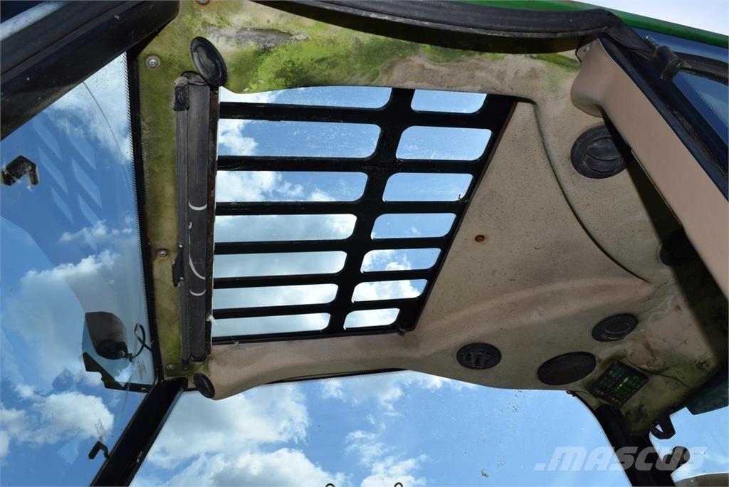 John Deere 3200 Teleskoop poomtõstukid