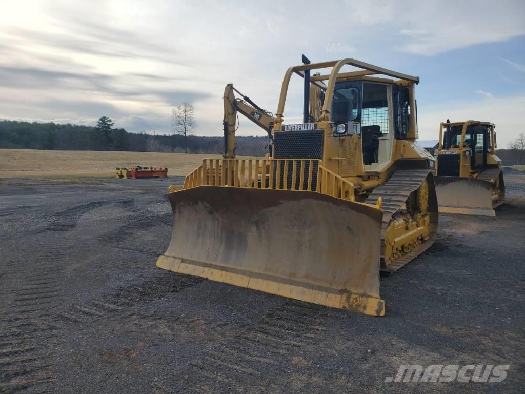 CAT D 6 M XL Buldooserid