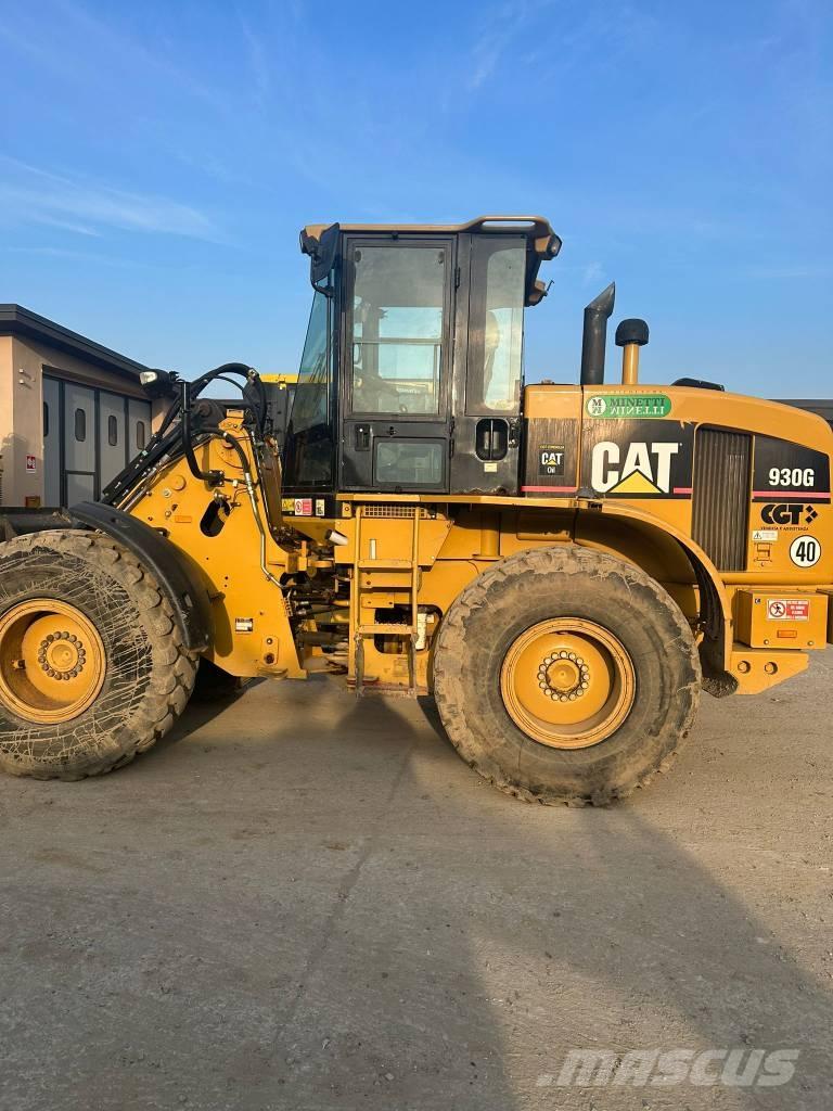 CAT 930 G Rataslaadurid