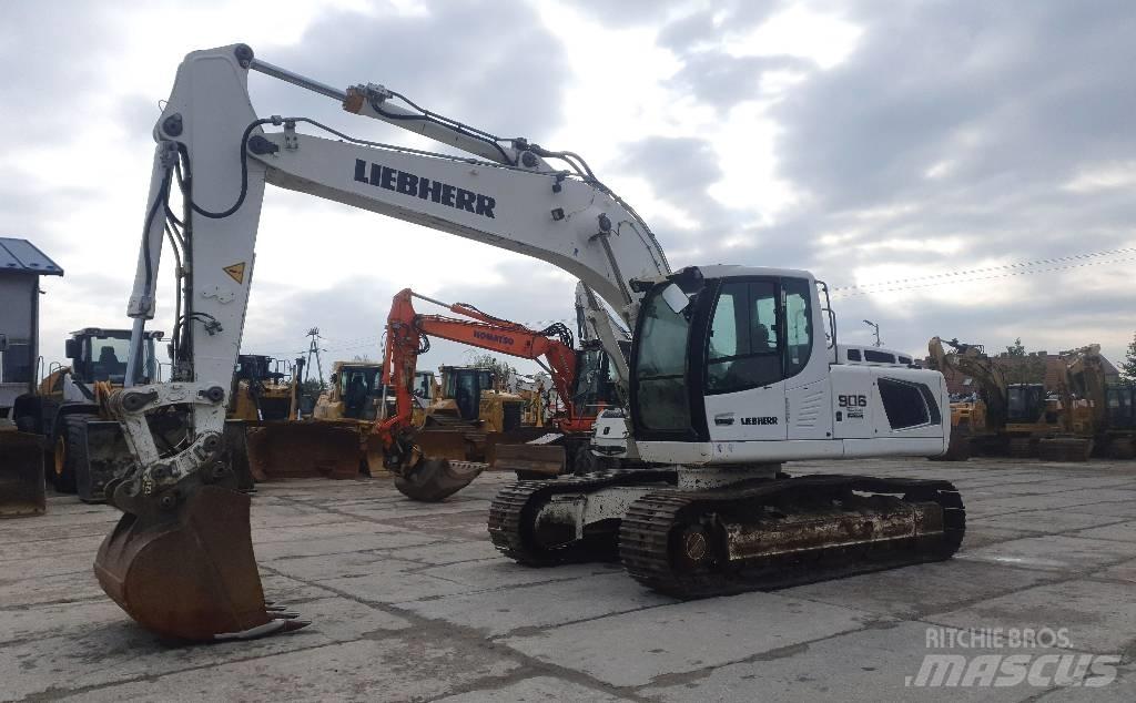 Liebherr R 906 LC Roomikekskavaatorid