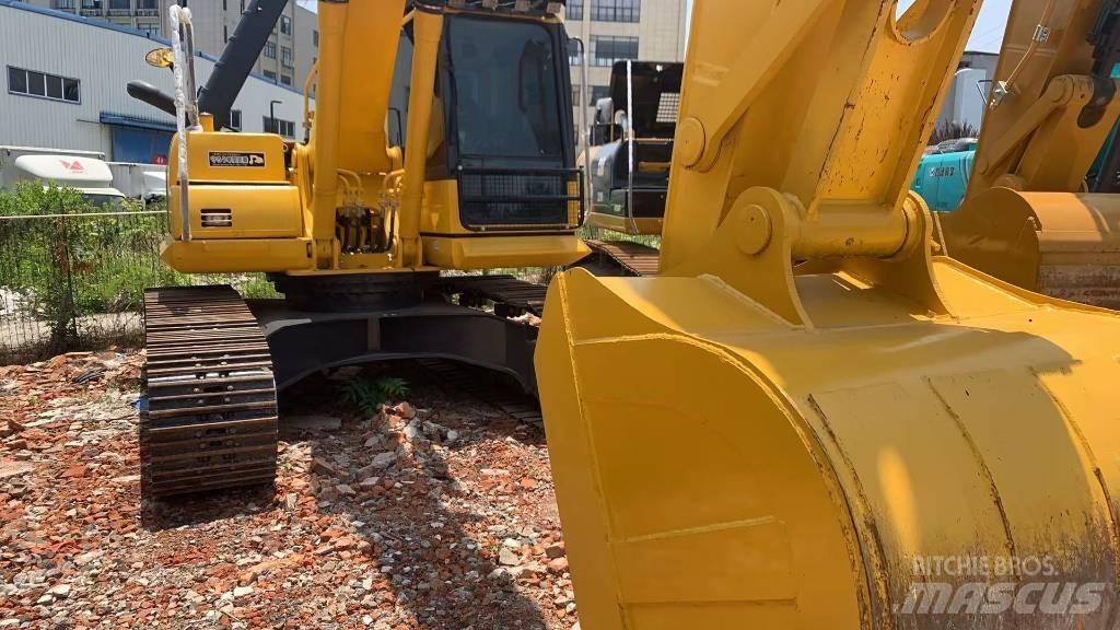 Komatsu PC 210 LC Roomikekskavaatorid