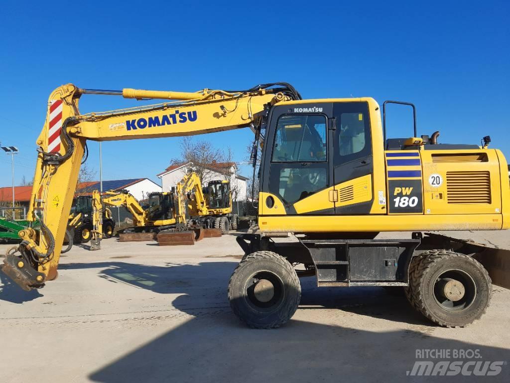 Komatsu PW180-11 Ratasekskavaatorid